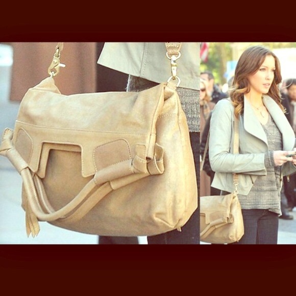 πx3HPπYellow Foley and Corinna purse - Picture 8 of 8